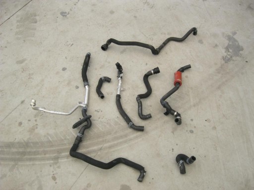 AUDI A8 4H D4 3.0 TDI WATER PIPE HOSE 4H0121448N