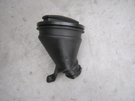 AUDI A8 4H OIL FILLER CAP COUNECTOR 057103482D