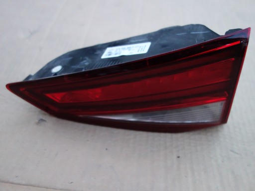 Seat Ateca Lamp στα δεξιά 575945308D