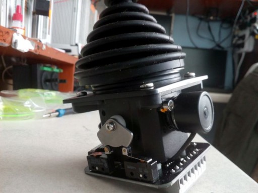 Joystick WUMAG joystick = επισκευή = PLN 600 μεικτά