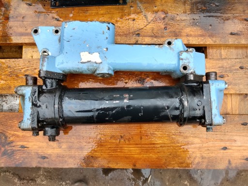 Ψύκτη λαδιού John Deere 6101A, 6101H AR69045
