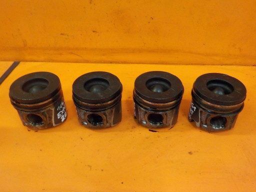 EXPERT JUMPY SCUDO C8 807 2.0 HDI 08r piston 085190+