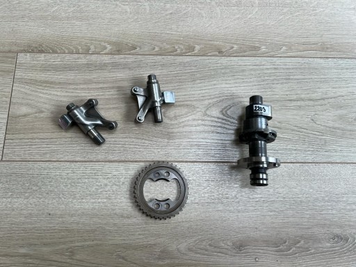 Suzuki XF 650 Freewind DR 650 Camshaft Valve Rockers Cams