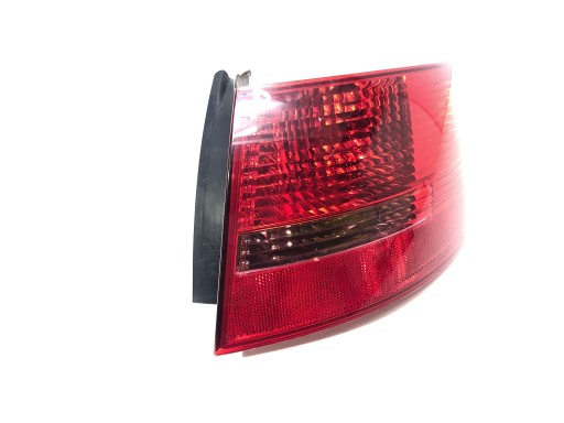 Δεξιά πίσω λάμπα Audi A6 C6 4F9945096 Σταθμός Wagon 04-11