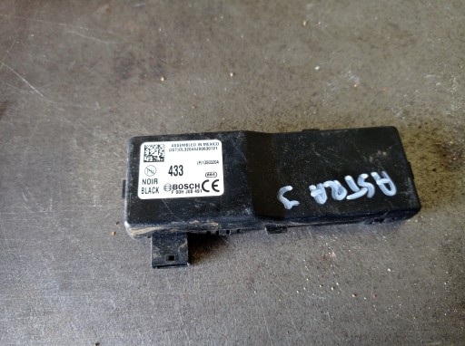 OPEL ASTRA IV J - LOCK MODULE 13503204