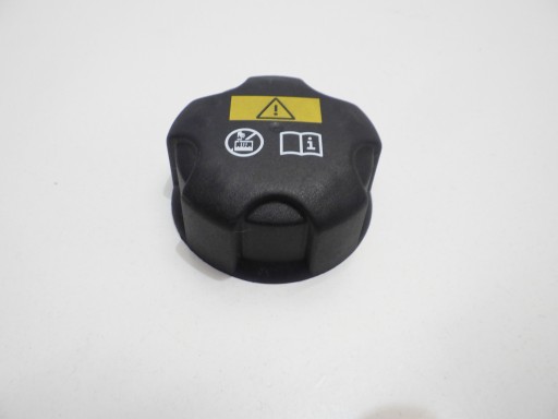 BMW F44 GRAN COUPE EXPANSION TANK CAP