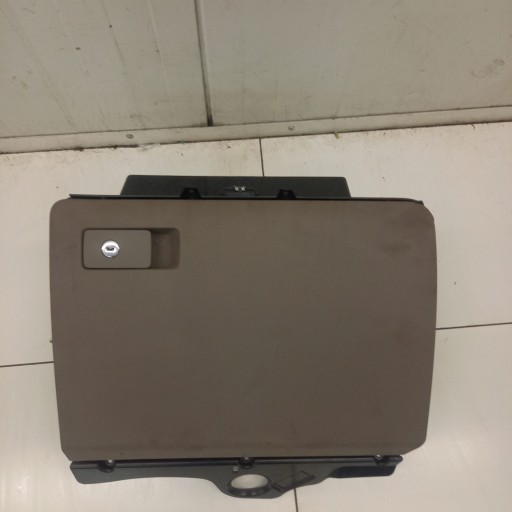 Διάγραμμα επιβατών Volkswagen Passat B6 3C1857097