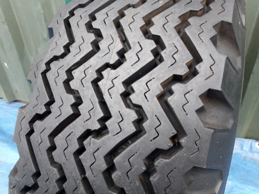 GOODYEAR TIRE 9,00 9,00 - R 15 LT