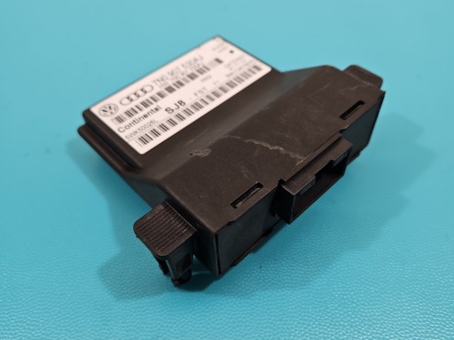 Πύλη μονάδας οδηγού VW Passat B7 7N0907530AJ