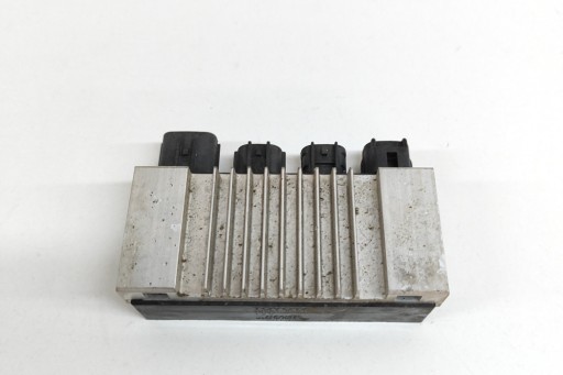 Toyota Hilux 8 AN110 GLOW MODULE 28551-0E010 2.4 DIESEL 110KW 2018