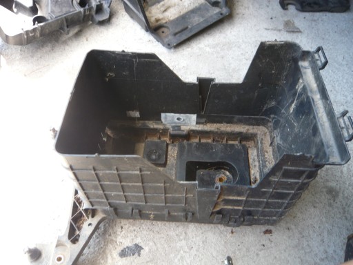 Βάση μπαταρίας 1K0915333B VW Audi Seat Skoda