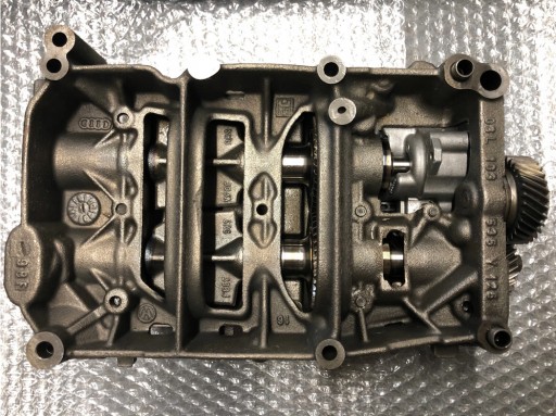 Αντλία λαδιού 2.0 TDI A4 A6 Q5 Passat B6 SHAFT 100mm