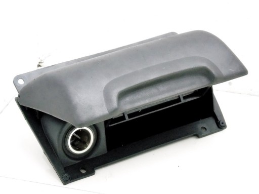 Opel Corsa B 3D τασάκι