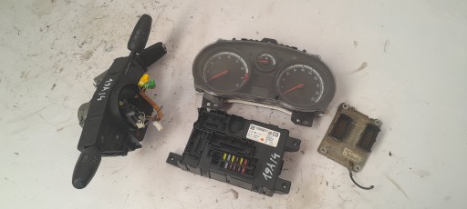 OPEL CORSA D 1.0 SET 55557932 0261208939