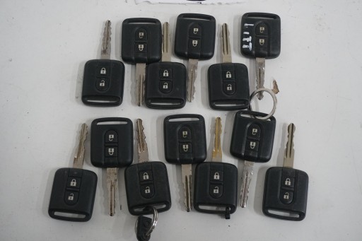 NISSAN NOTE MICRA QASHQAI JUKE IGNITION KEY SIEMENS VDO 5WK4 876 / 818