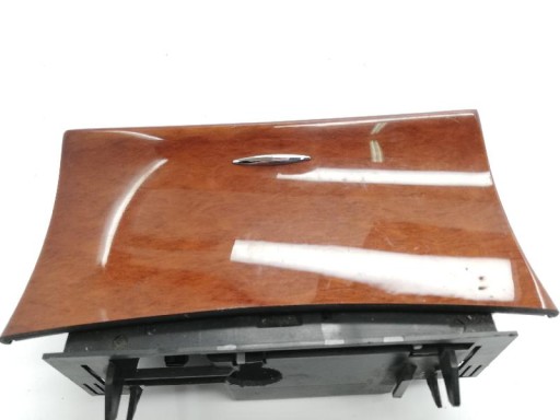 Mercedes-Benz E T-T-Model (S211) A2116802852 2.2L Diesel 2008 Ashtray