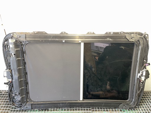 SKODA OCTAVIA III 5E COMBI VRS PANORAMA SUNROOF 5E9877041A