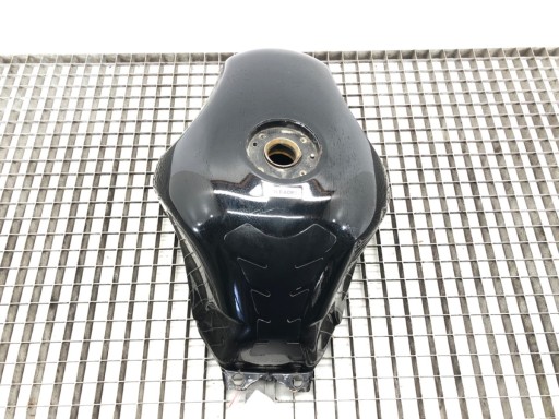 ΔΕΞΑΜΕΝΗ ΚΑΥΣΙΜΩΝ SUZUKI KM BAK