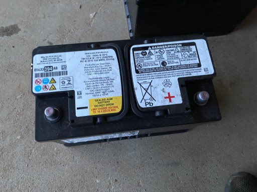 ORIGINAL BATTERY MOPAR CHRYSLER JEEP AGM 12V 75AH 700A 18R 05033394AB
