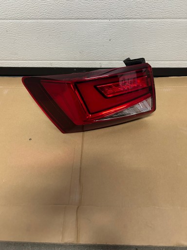 SEAT ATECA 17 – LED ΠΙΣΩ ΦΩΣ ΑΡΙΣΤΕΡΑ 575945207D