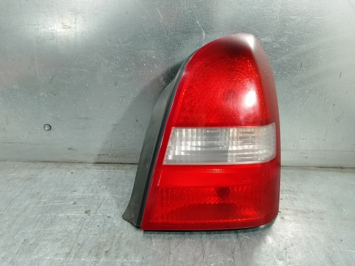 Πίσω λάμπα Nissan Primera P12 (03-07) sedan