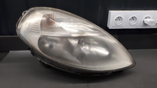 270532-00r Δεξιά Lancia Ypsilon II Hella