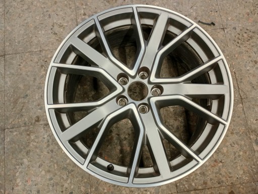 8W0601025DH Χάνες αλουμινίου 8.5JX19H2 ET40 5x112 Audi Sport A4 B9 8W A5 S5