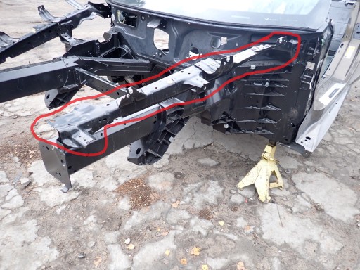 Ποδιά Δεξί Φτερό Βάση Αριστερά Μπροστά Chevrolet Corvette C8 2020-