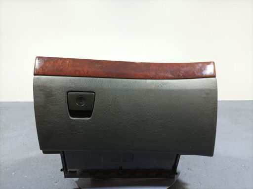 Volvo XC90 και ανυψωτική επιβάτης Schove EU 3409421 3409563