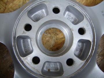 product-additional-image
