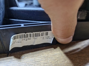 product-additional-image