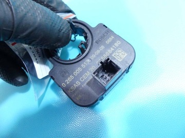 product-additional-image
