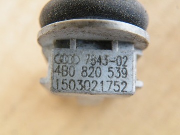 product-additional-image