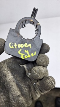product-additional-image